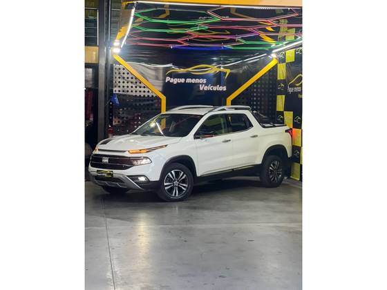 FIAT TORO 2.0 16V TURBO DIESEL VOLCANO 4WD AT9 FIAT TORO 2.0 16V TURBO DIESEL VOLCANO 4WD AT9